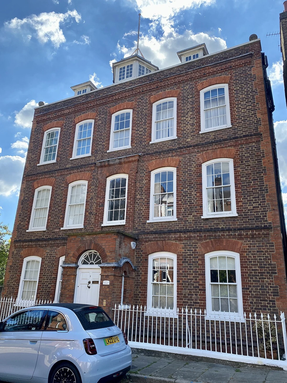 1 Hampstead Square, Hampstead, August 2022