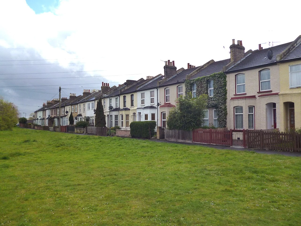 Mitcham, Tramway Terrace